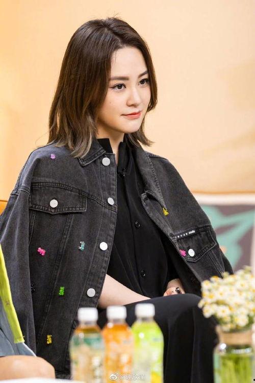 娱乐吃瓜女艺人定位,那些热衷于吃瓜的女艺人,她们的生活与事业 第1张 娱乐吃瓜女艺人定位,那些热衷于吃瓜的女艺人,她们的生活与事业 第1张